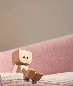 😆Shaking Feet Wooden Doll-Replaceable facial expressions