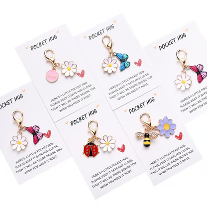 ✨Crafted by Hand-20 Sets Hug Favors(🦋Butterfly, Ladybird, Flower, Bee)